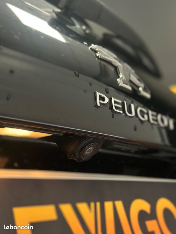 PEUGEOT 308 GTI 1.6 THP 270 by Peugeot Sport (image 16)