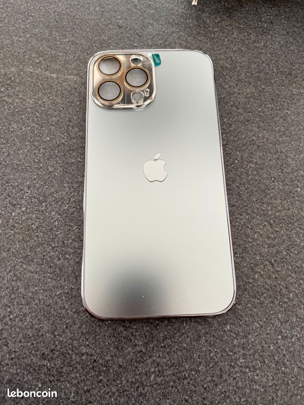 Coque I phone 13 pro Max (image 1)