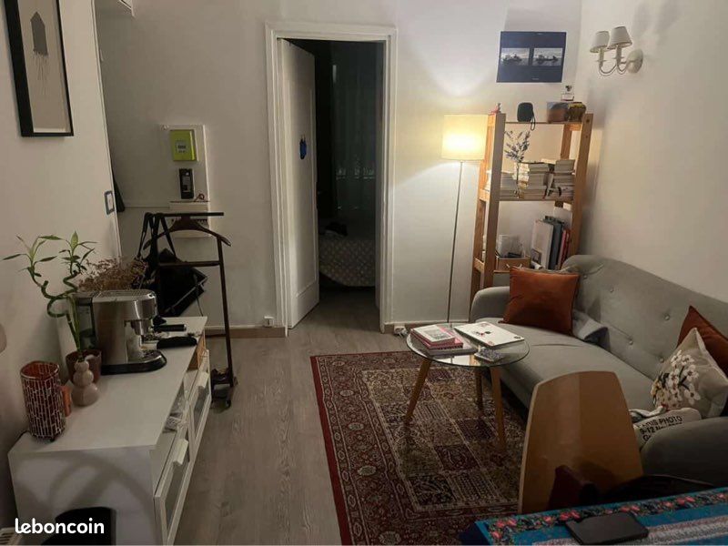 Appartement 2 pièces 25 m² · à Paris · 25 m² · 450 €