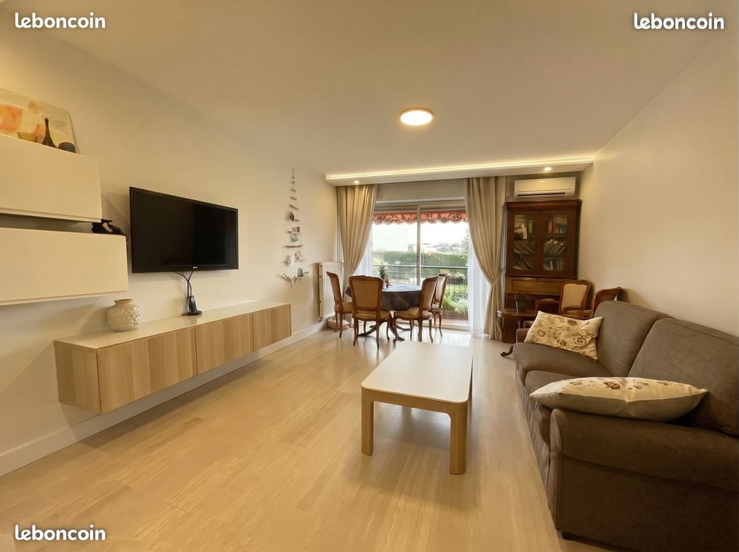 Appartement 3 pièces 63 m² · à Antibes · 63 m² · 275 000 €