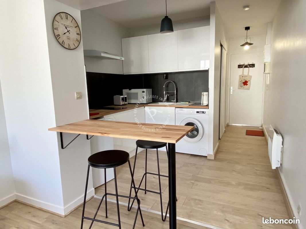 Appartement a louer - 1 pièce(s) - 25 m2 - Surfyn