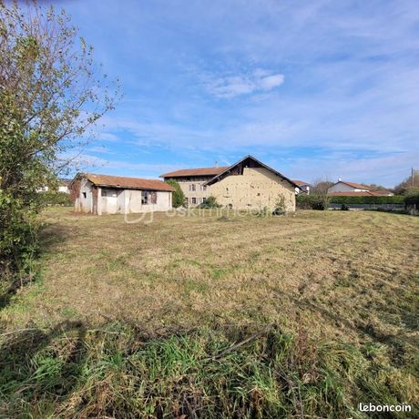 Propriété 6 pièces 184 m²