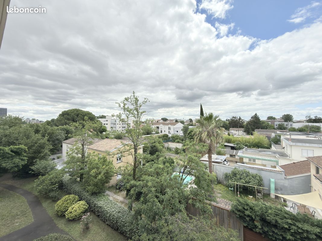 Appartement 5 pièces 101 m² · à Bordeaux · 101 m² · 349 500 €