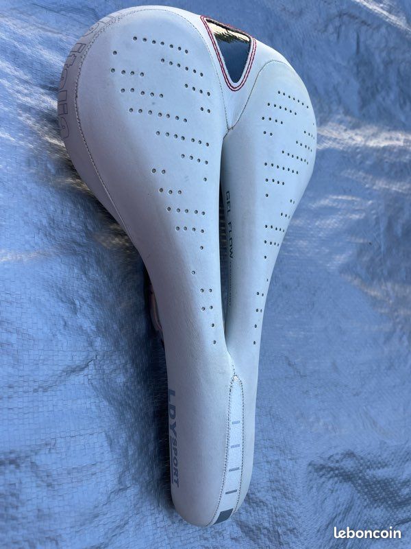 Selle vélo femme italia gel flow lady (image 1)