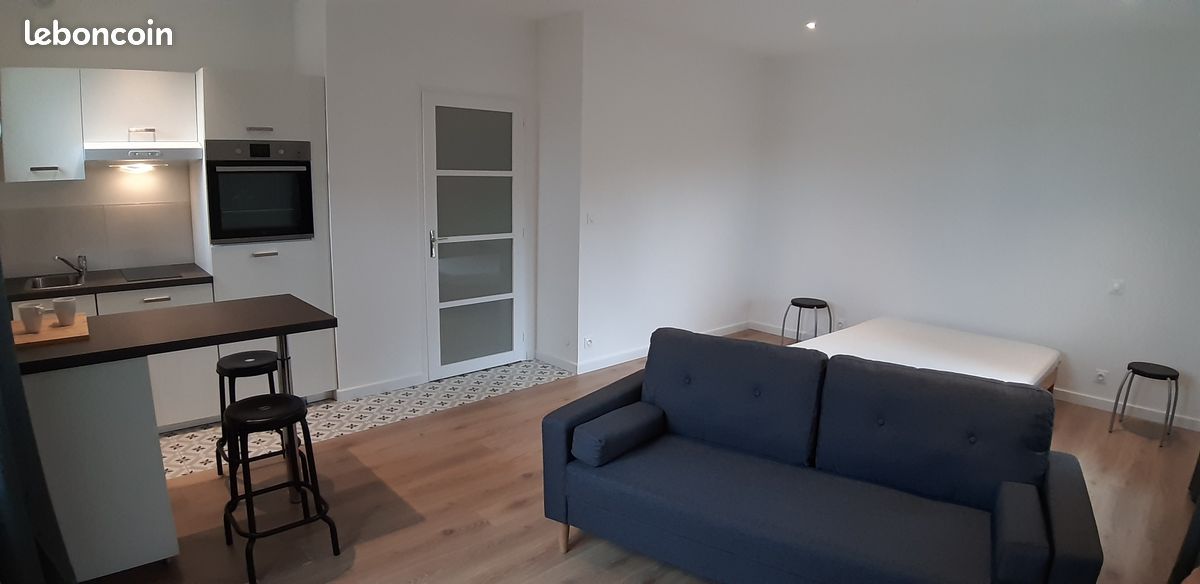 Appartement 1 pièce 35 m² · à Aubenas · 35 m² · 520 €