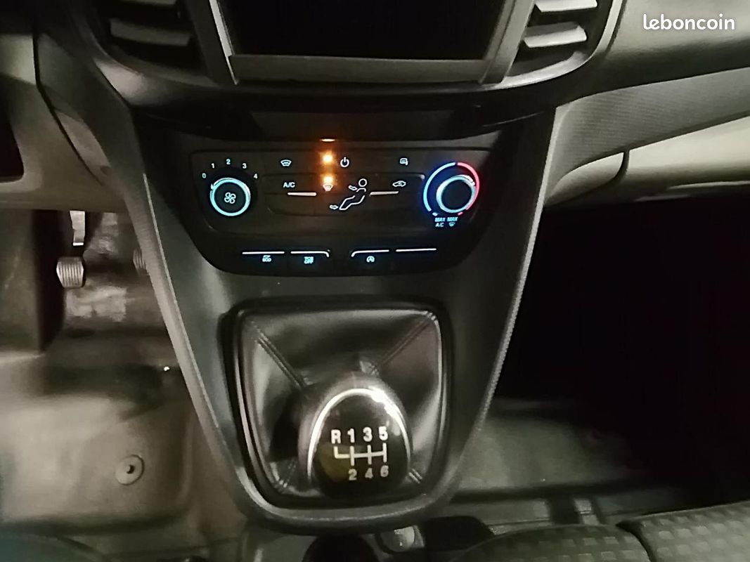 Ford transit connect (image 14)