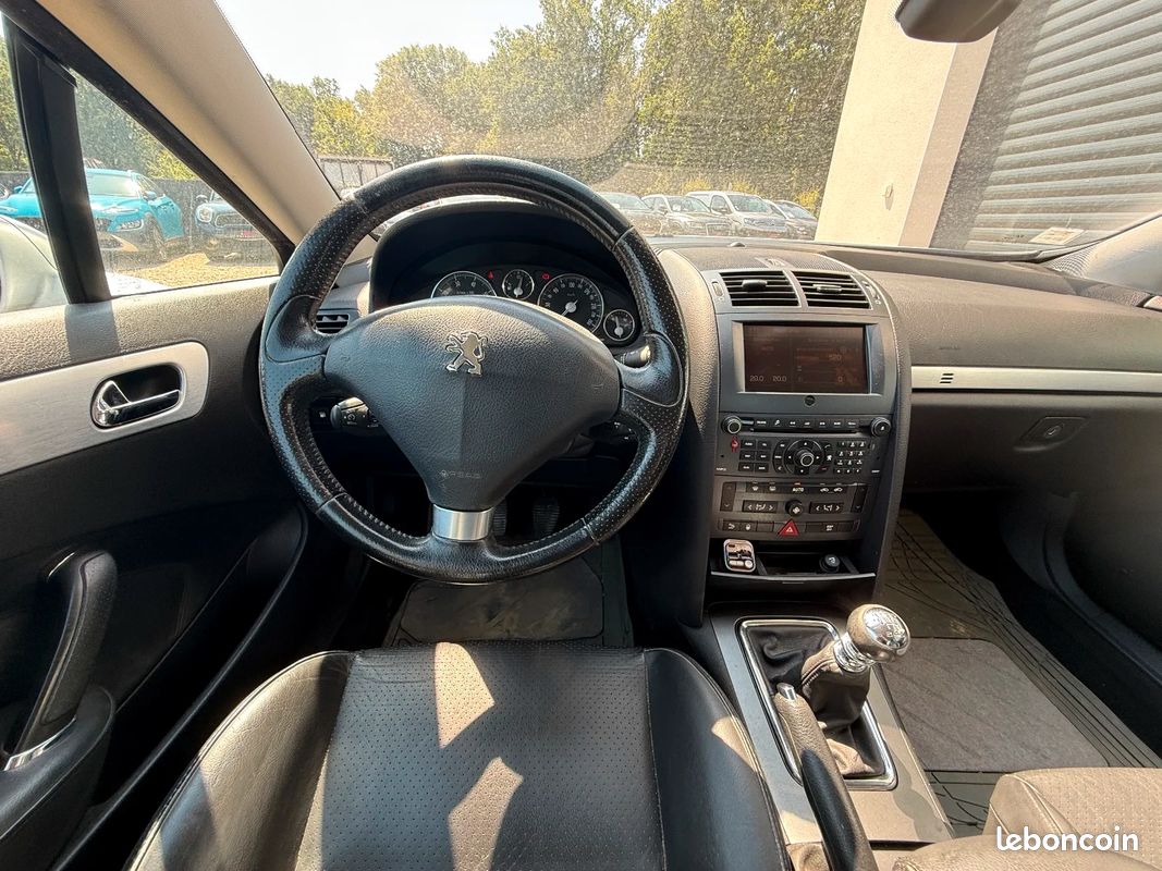 PEUGEOT 407 COUPE 2.2e 16v Griffe (image 11)