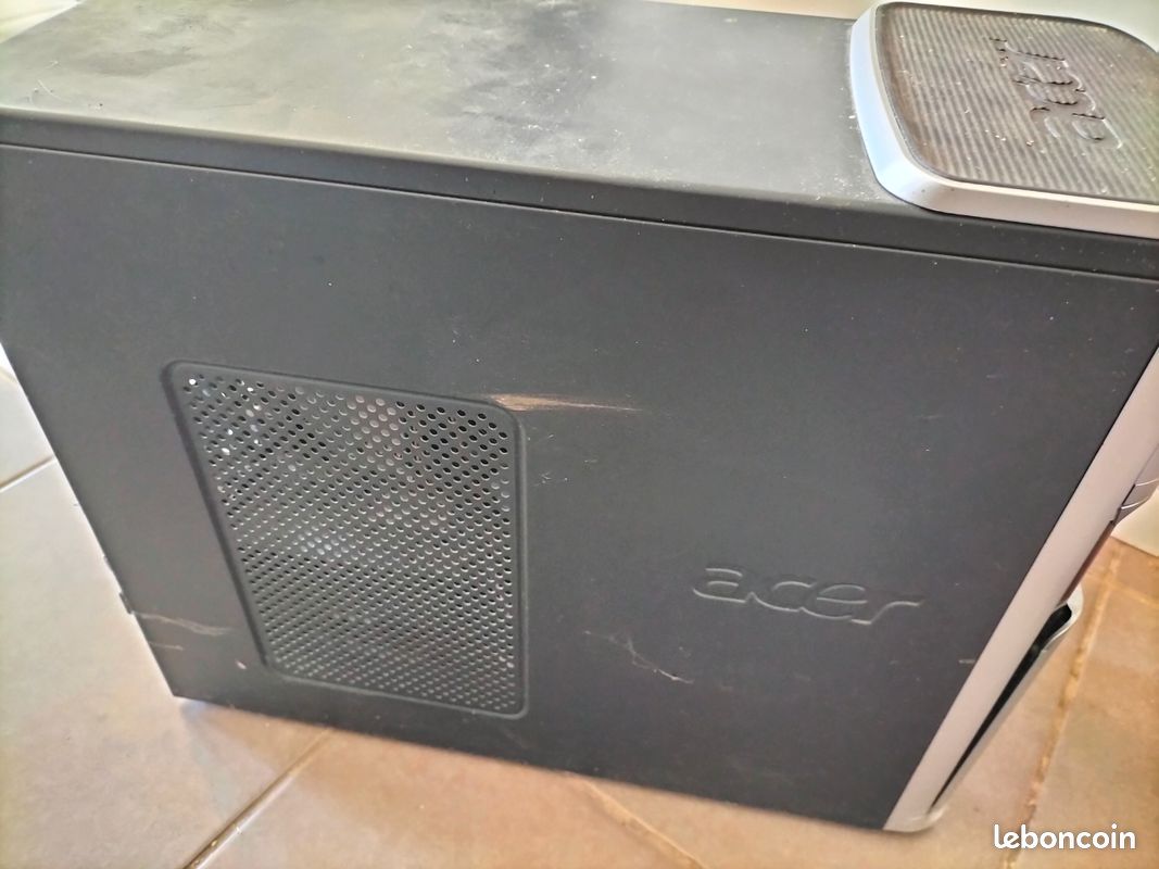 2 TOURS ACER ASPIRE WINDOWS 7 et XP en Panne + Boîte à Musique LABTEC + ÉCRAN/ CLAVIER ( Au Choix possible) (image 3)