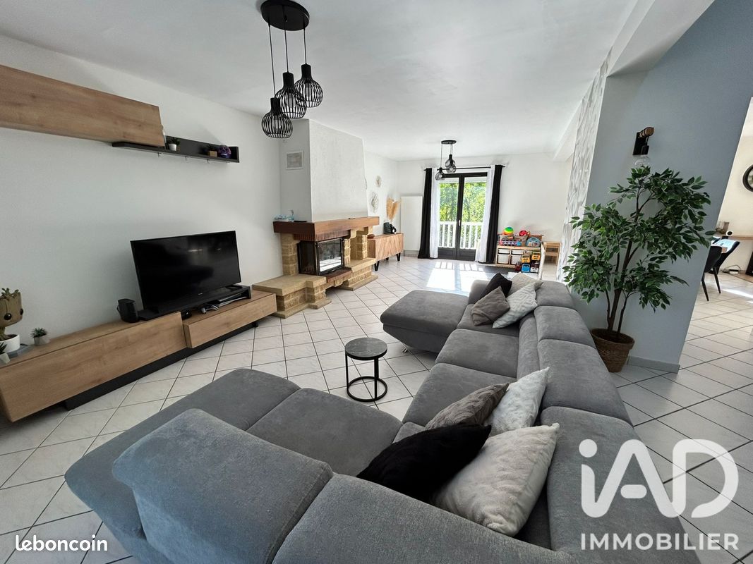 Maison 6 pièces 149 m² · à Saâcy-sur-Marne · 149 m² · 299 000 €