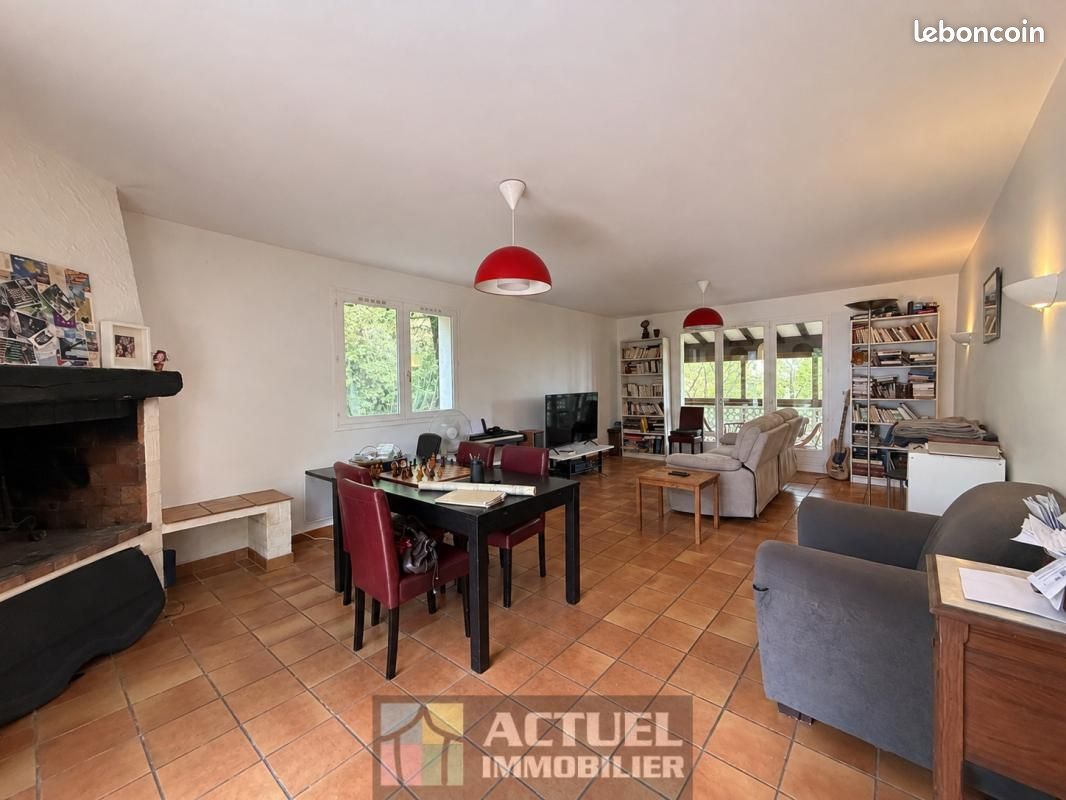 Maison 6 pièces 159 m² · à Saint-Clément-de-Rivière · 159 m² · 599 000 €
