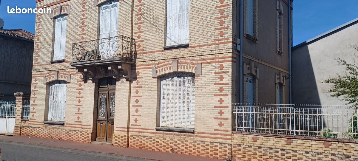 Maison 7 pièces 216 m² · à Nègrepelisse · 216 m² · 212 000 €