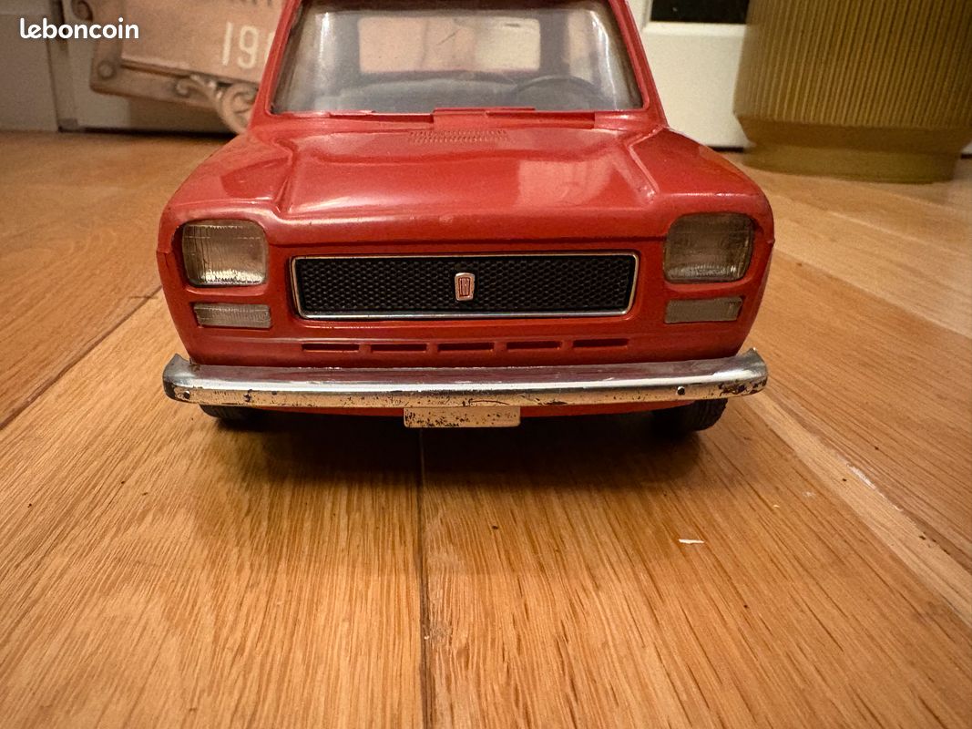 Plastique Transparent Arrière Gauche Rouge-Orange Fiat 128 CL