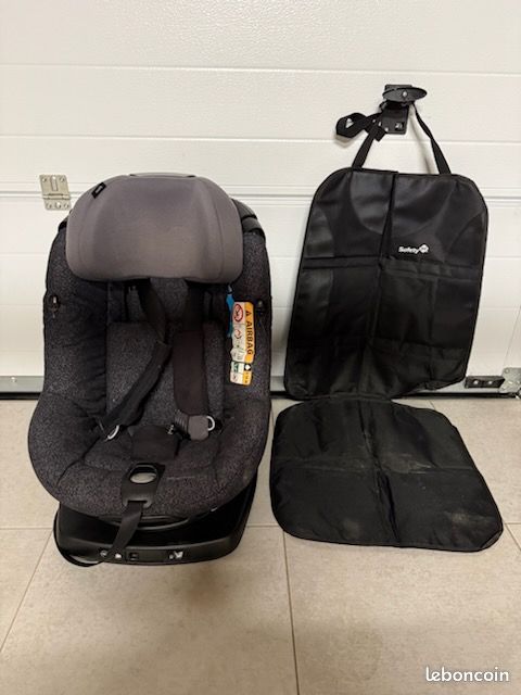 Siège auto Isofix Bébé Confort pivotant (image 1)