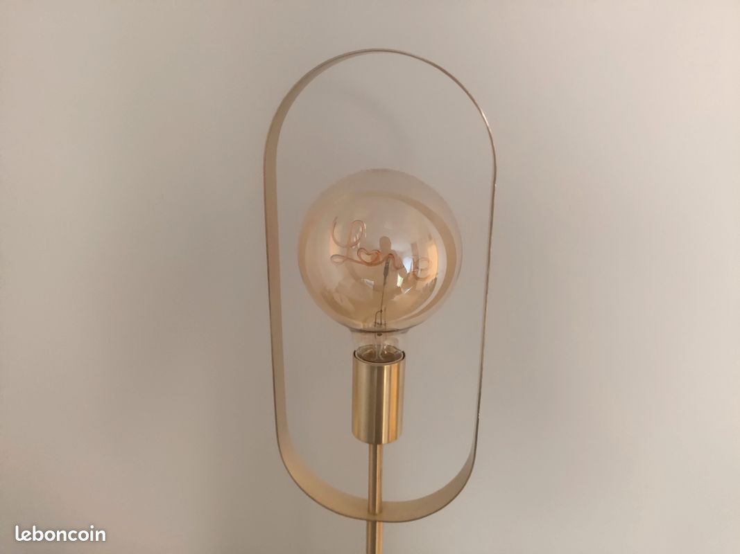 Lampadaire Edi doré + ampoule Love (image 2)