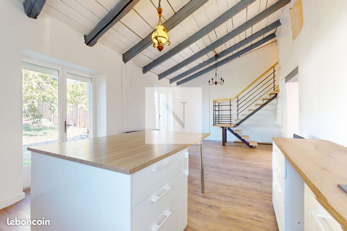 Maison 4 pièces 138 m² · à Andilly · 138 m² · 310 000 €