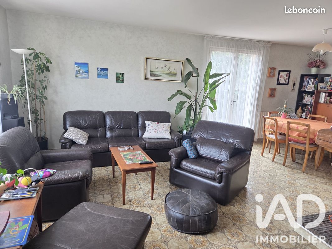 Maison 5 pièces 126 m² · à La Ferrière · 126 m² · 195 000 €
