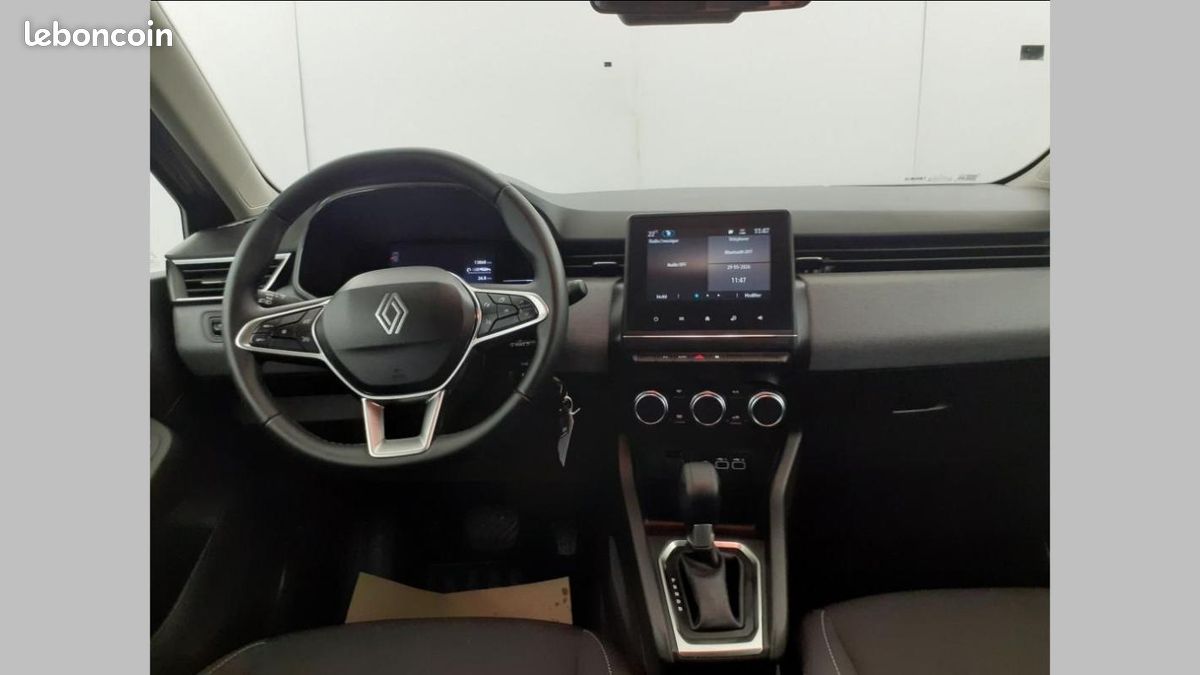 Renault Clio V E-Tech full hybrid 145 ch GSR2 Evolution (image 7)
