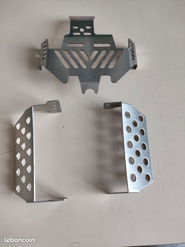 Lot 2 Grilles Protection Phares Métal – Garde Lampe Avant Pour TRX-4 RC Crawler, Look Réaliste & Solide