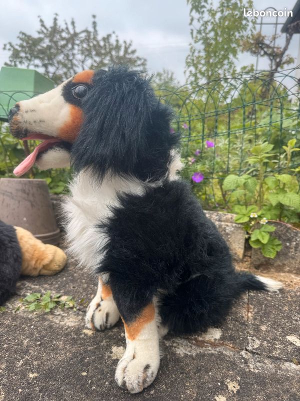 Grosse peluche chien (image 2)