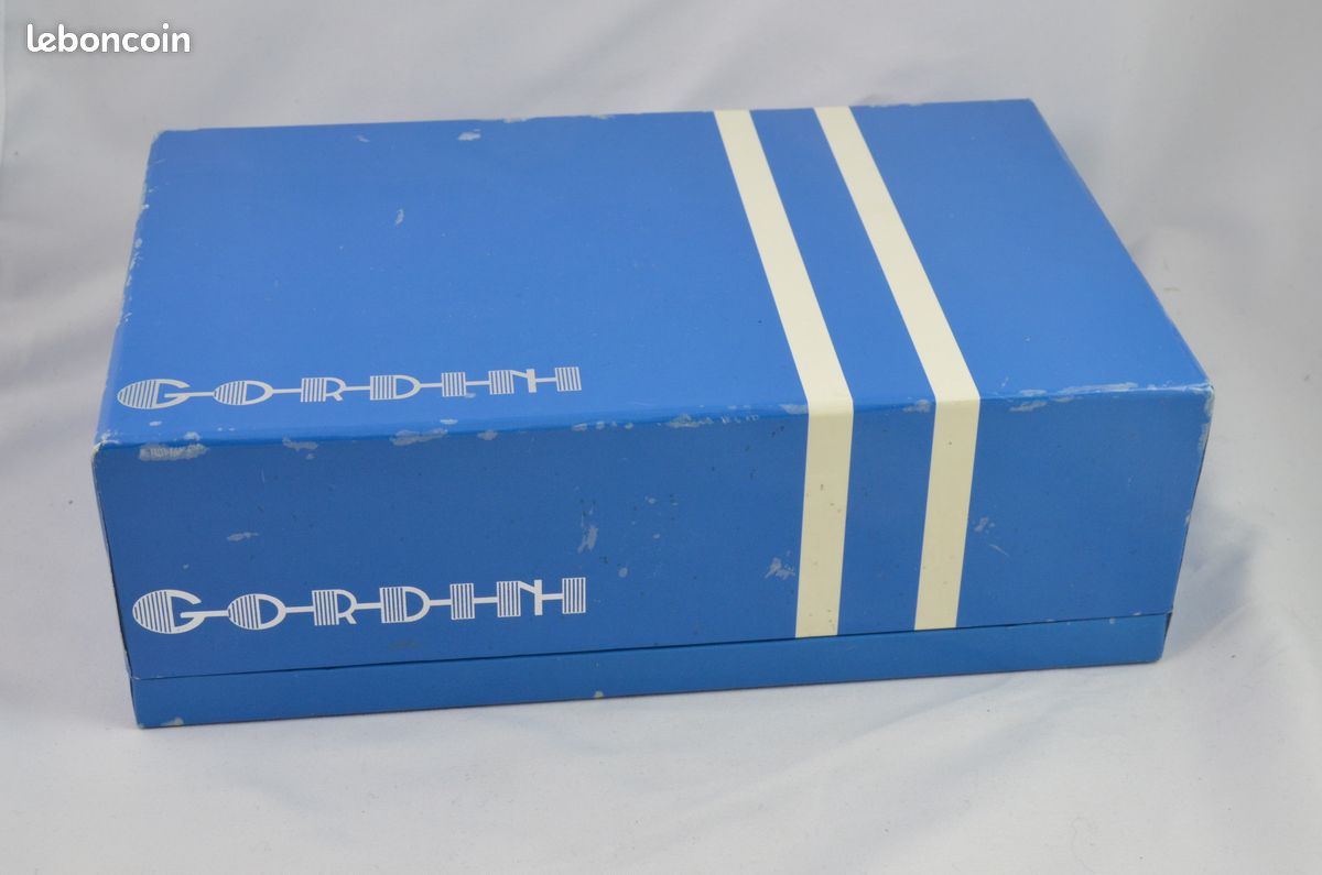 Coffret Collector Norev 1/43 – 3 Renault Gordini : R12, R8, Dauphine, Bleu, Occasion
