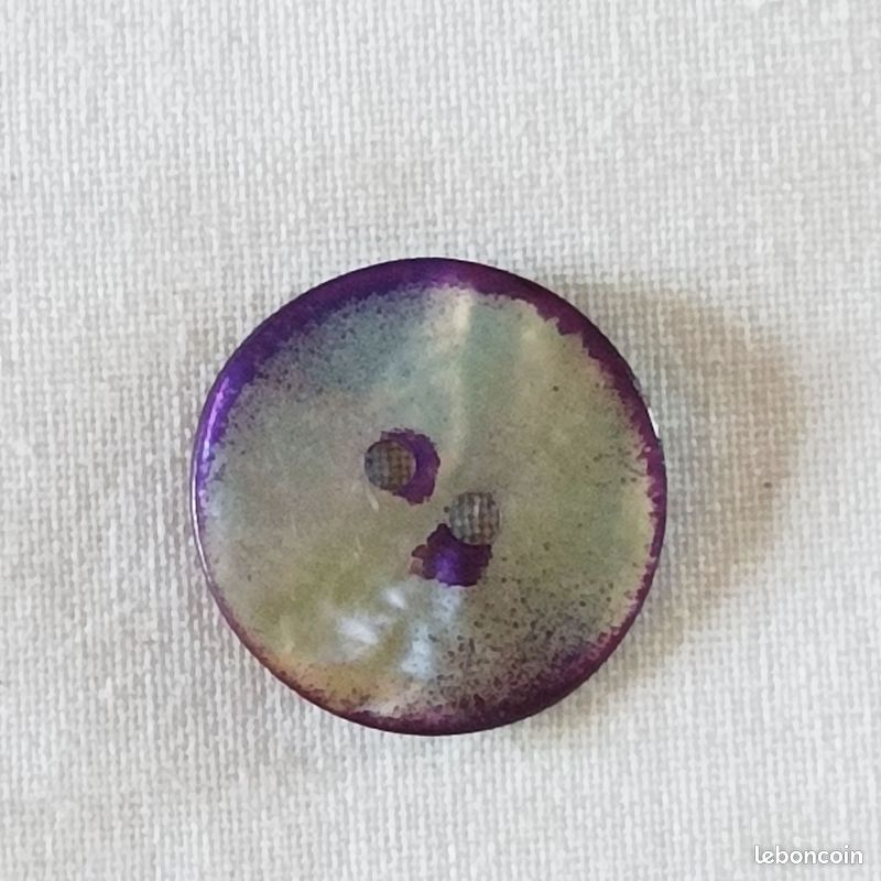 Lot De 8 Boutons Vintage Violets Carrés - Camaïeu, Pied 2 Cm, Référence 5927, Occasion France