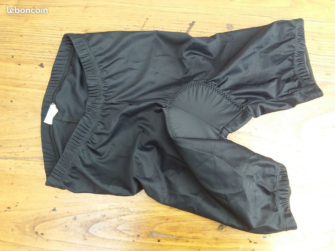 Bermuda Cycliste enfant taille 14 ans (image 1)