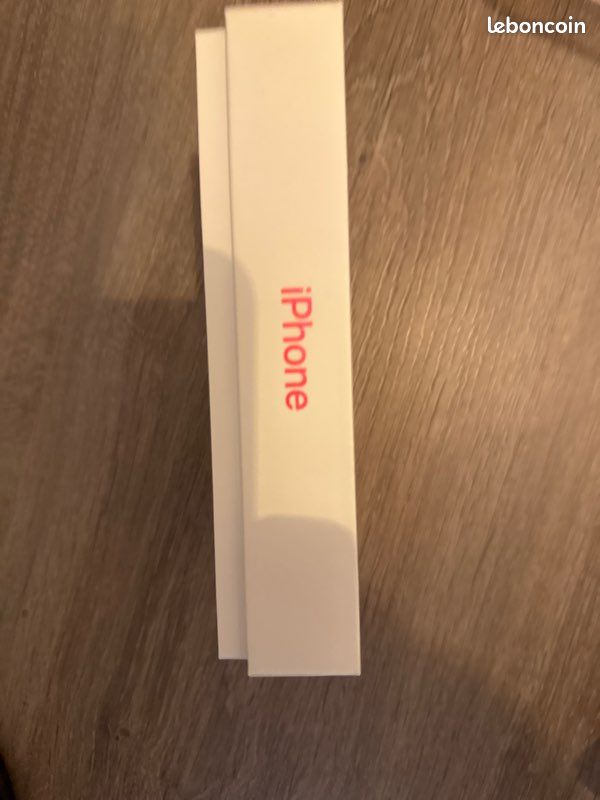 Boîte iPhone 12 (image 2)
