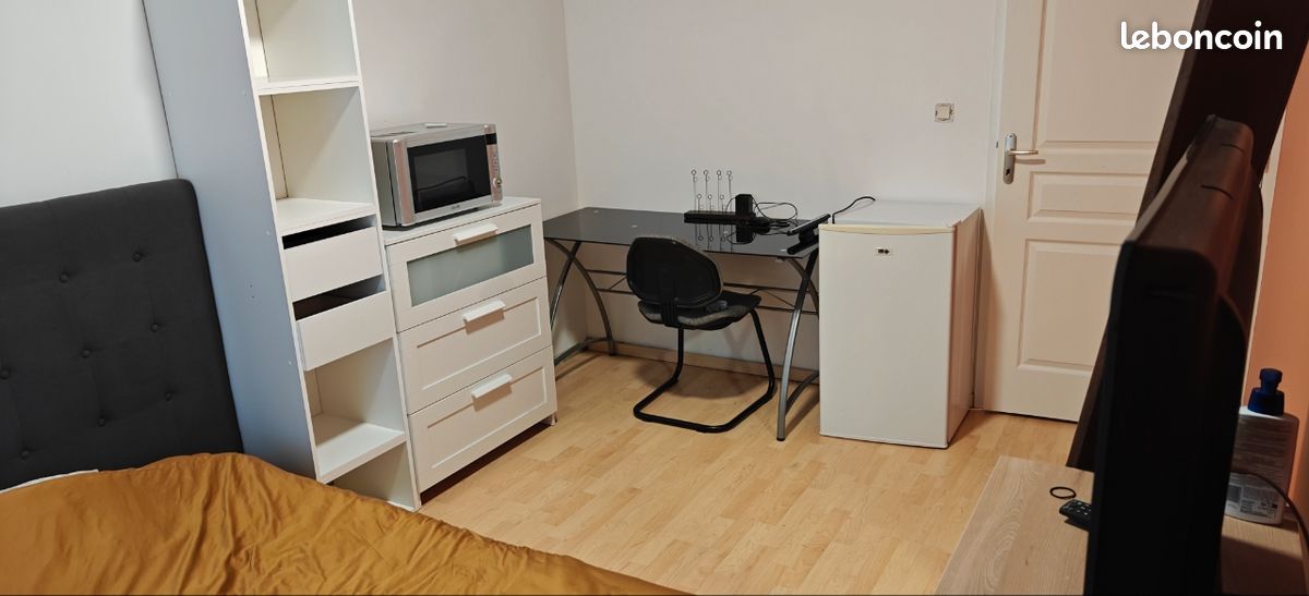 Appartement 1 pièce 11 m² · à Le Mans · 11 m² · 280 €
