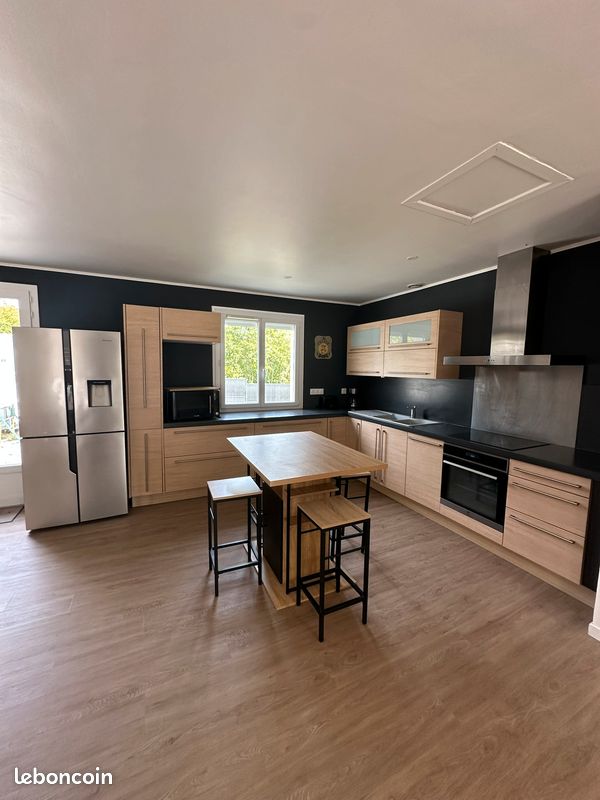 Maison 6 pièces 120 m² · à Saintes · 120 m² · 1 200 €/mois