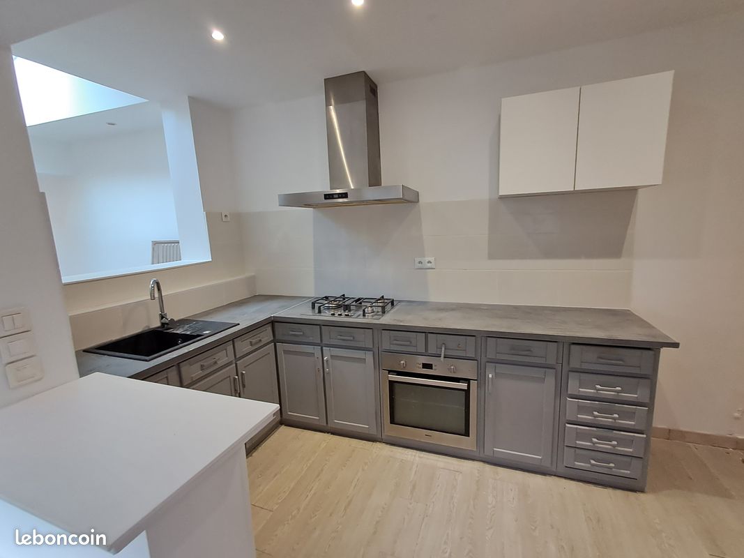 Maison a louer nanterre - 5 pièce(s) - 110 m2 - Surfyn