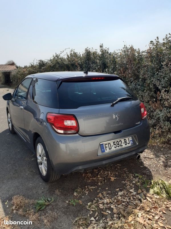 Citroen ds3 so chic vti 120 (image 2)