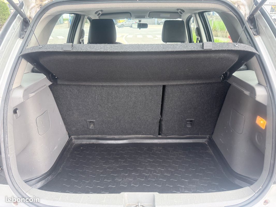Suzuki SX4 2.0 DDIS 135 GLX 4X4 (image 10)