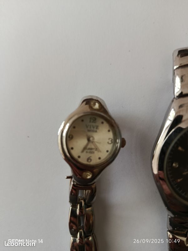 Lot De 2 Montres Bracelet Anciennes Pour Femme - Réf. 67538 - Occasion