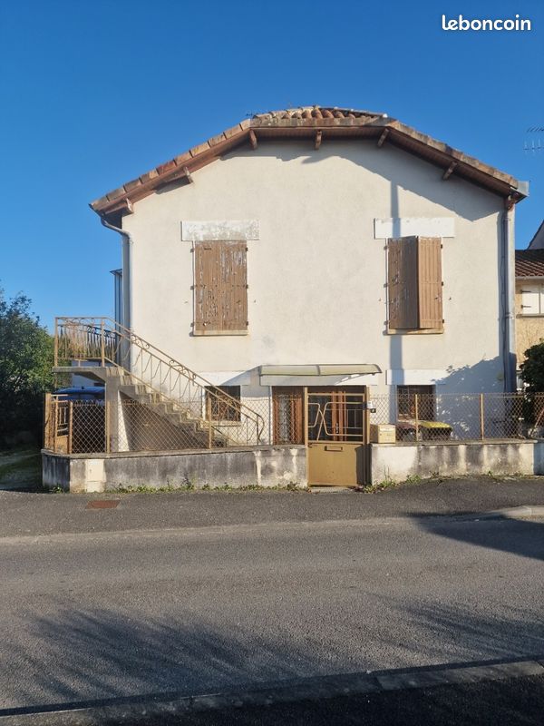 Maison 7 pièces 120 m² · à Angoulême · 120 m² · 130 000 €