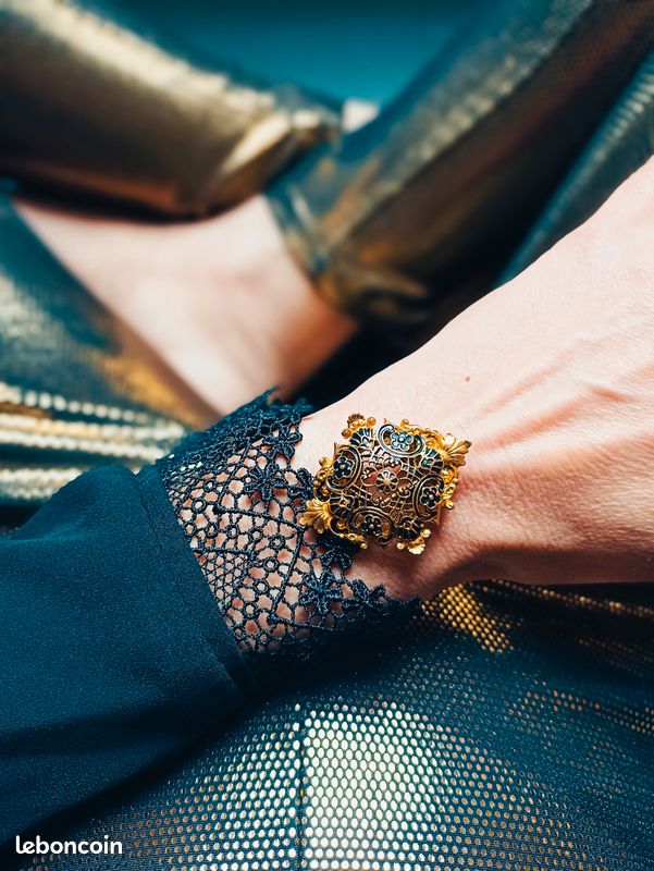 Grande Broche Vintage – Sceptre émail Cloisonné Or, état Parfait
