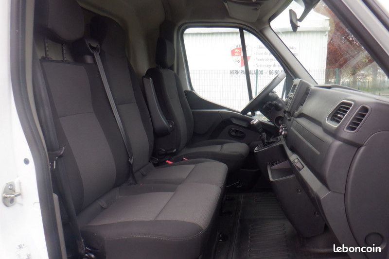 Renault MASTER III FG F3300 L1H2 2.3 BLUE DCI 135CH GRAND CONFORT EURO6 (image 8)