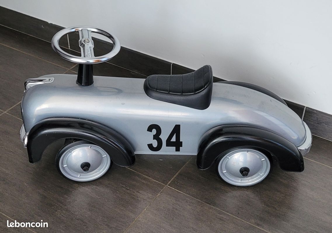 Voiture bolide premiers pas (image 1)