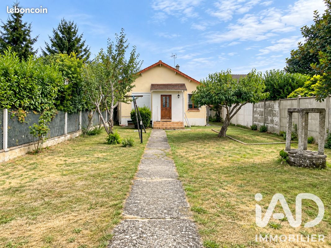 Maison 3 pièces 73 m² · à Sainte-Geneviève-des-Bois · 73 m² · 279 000 €