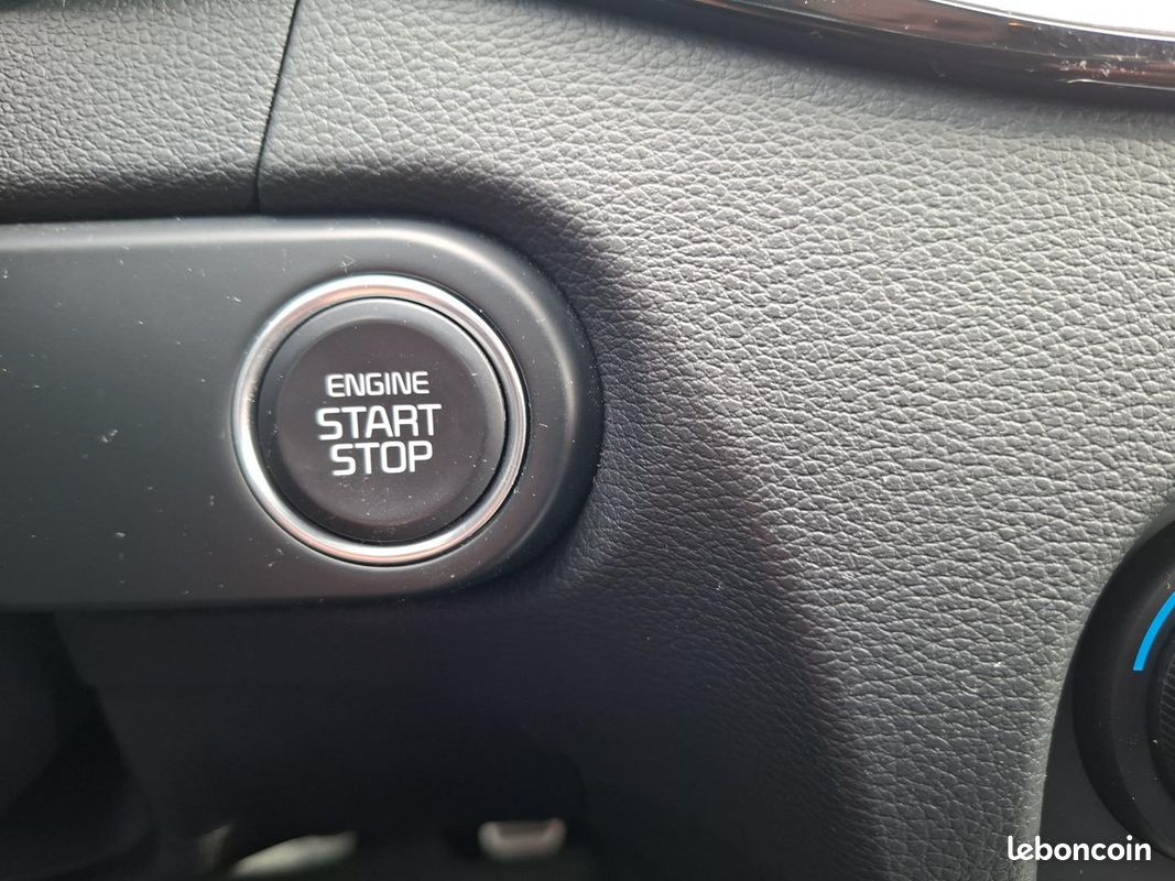 KIA CEED 1.6 CRDi 136 ch MHEV DCT7 GT Line Premium (image 28)