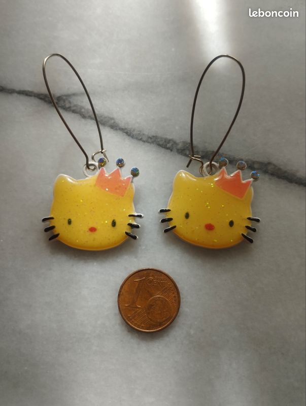 Boucles oreilles Hello Kitty (image 1)