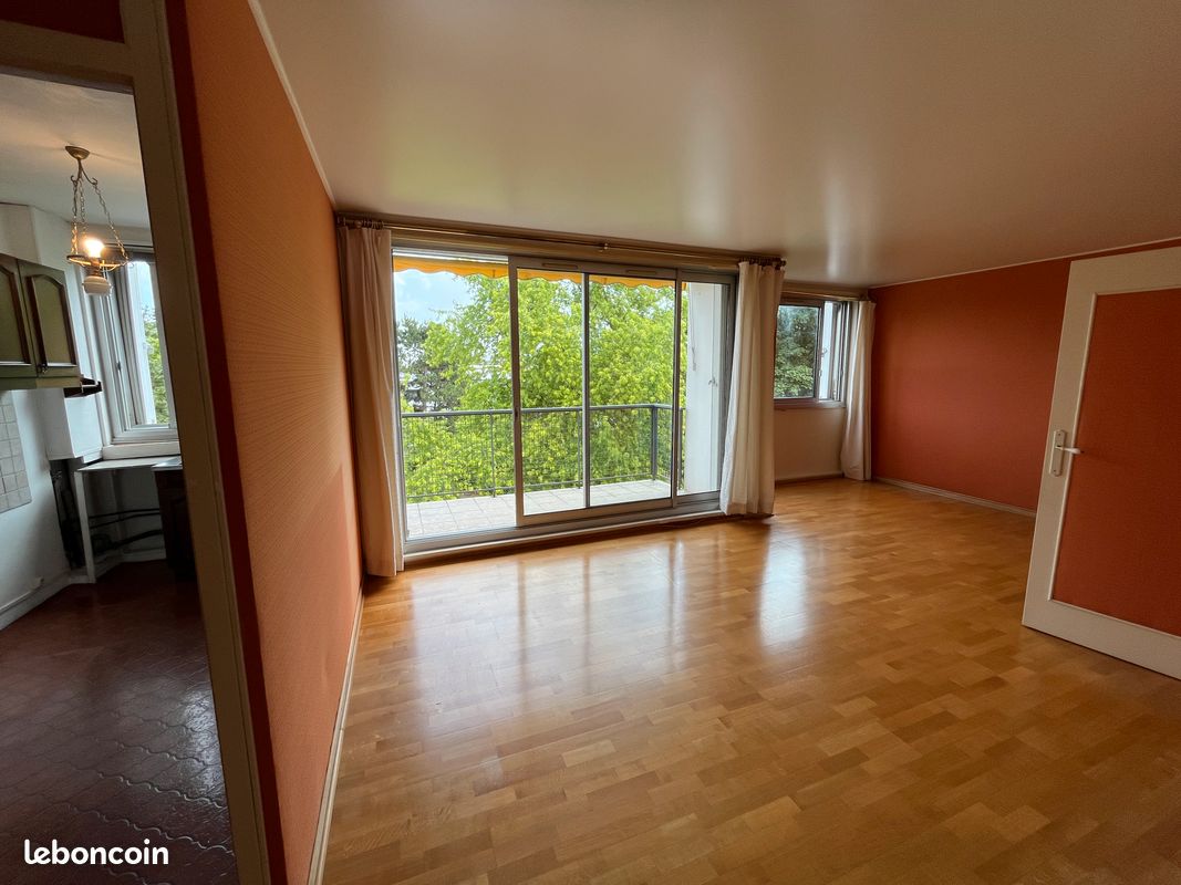 Appartement 3 pièces 53 m² · à Marly-le-Roi · 53 m² · 165 000 €