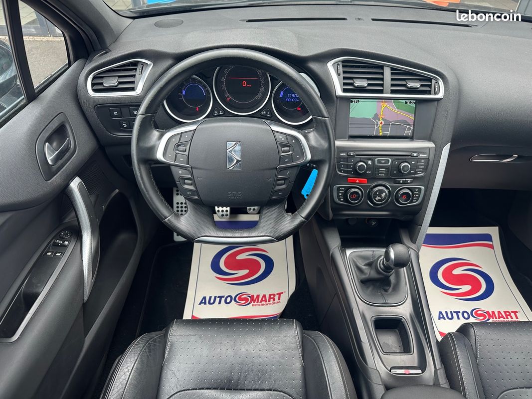 CITROEN DS4 HDi 160ch Sport Chic CUIR SONO DENON ATTELAGE BLUETOOH AUCUN FRAIS (image 14)