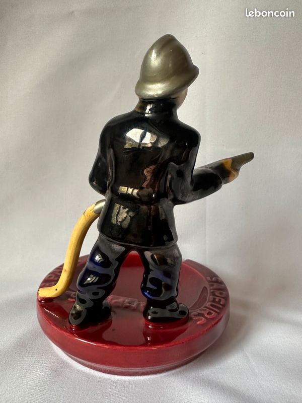 ANCIEN CENDRIER PUBLICITAIRE en faience vintage SAPEURS POMPIERS de PARIS (image 6)