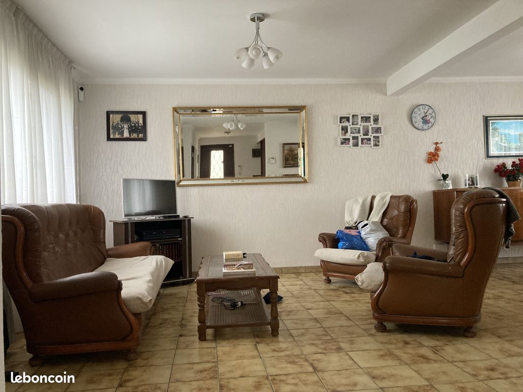 Maison 7 pièces 156 m² · à Garges-lès-Gonesse · 156 m² · 365 000 €