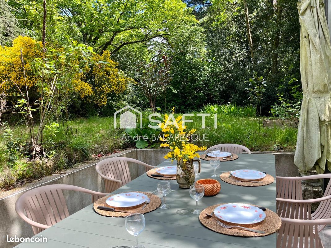 Maison 18 pièces 400 m² · à Les Sables-d'Olonne · 400 m² · 717 500 €