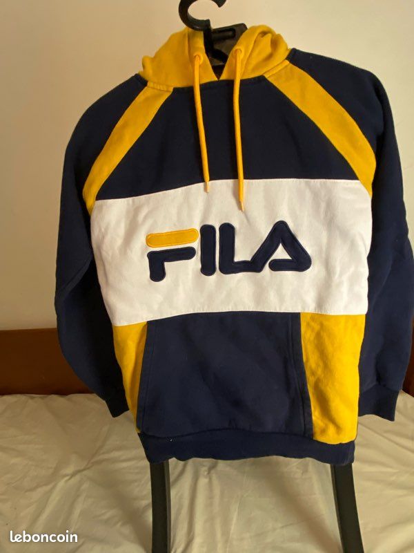 Sweat-shirt à capuche Fila Taille XS Couleur marine et jaune 80