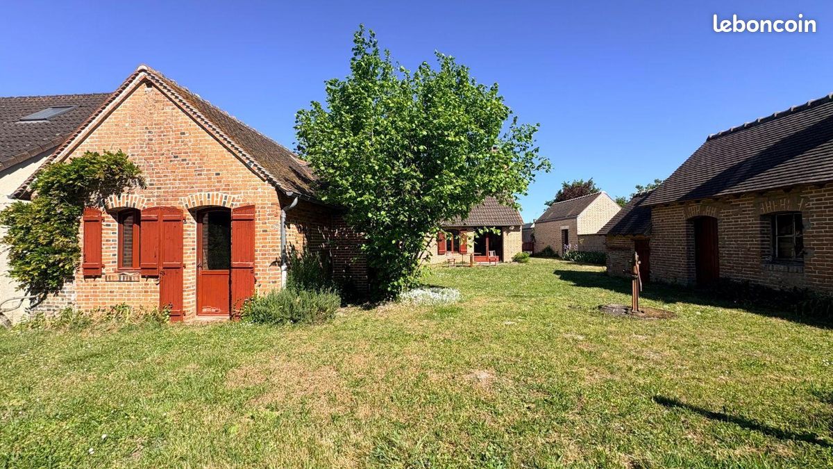Maison 11 pièces 240 m² · à Marcilly-en-Gault · 240 m² · 442 680 €