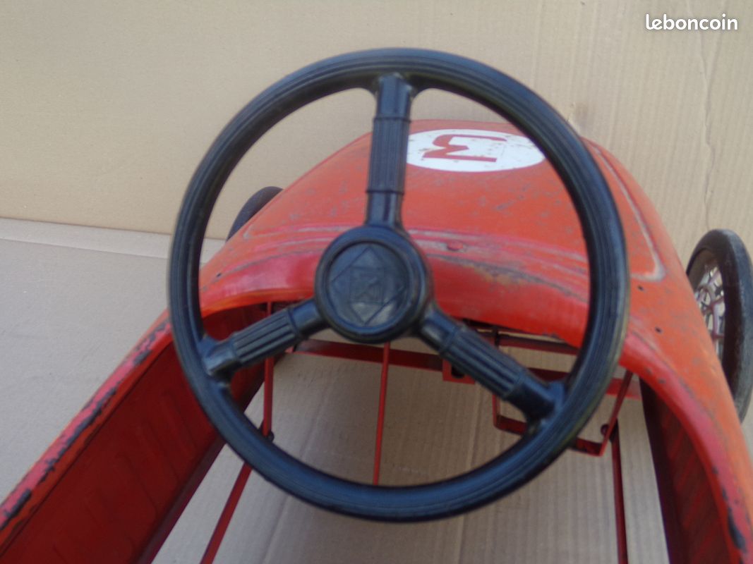 DISPONIBLE!✓ Ancienne voiture à pédale Morellet Guérineau en tôle entièrement d'origine