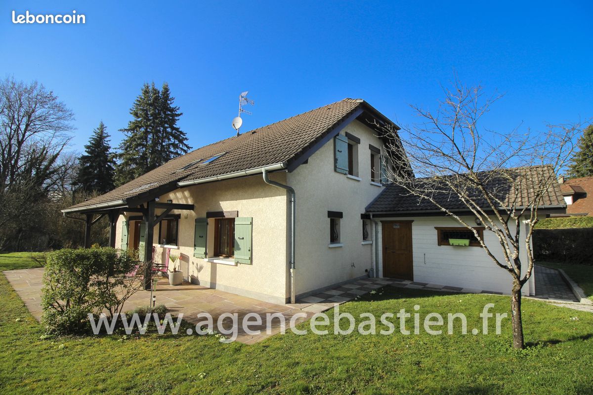 Maison 6 pièces 127 m² · à Saint-Genis-Pouilly · 127 m² · 750 000 €