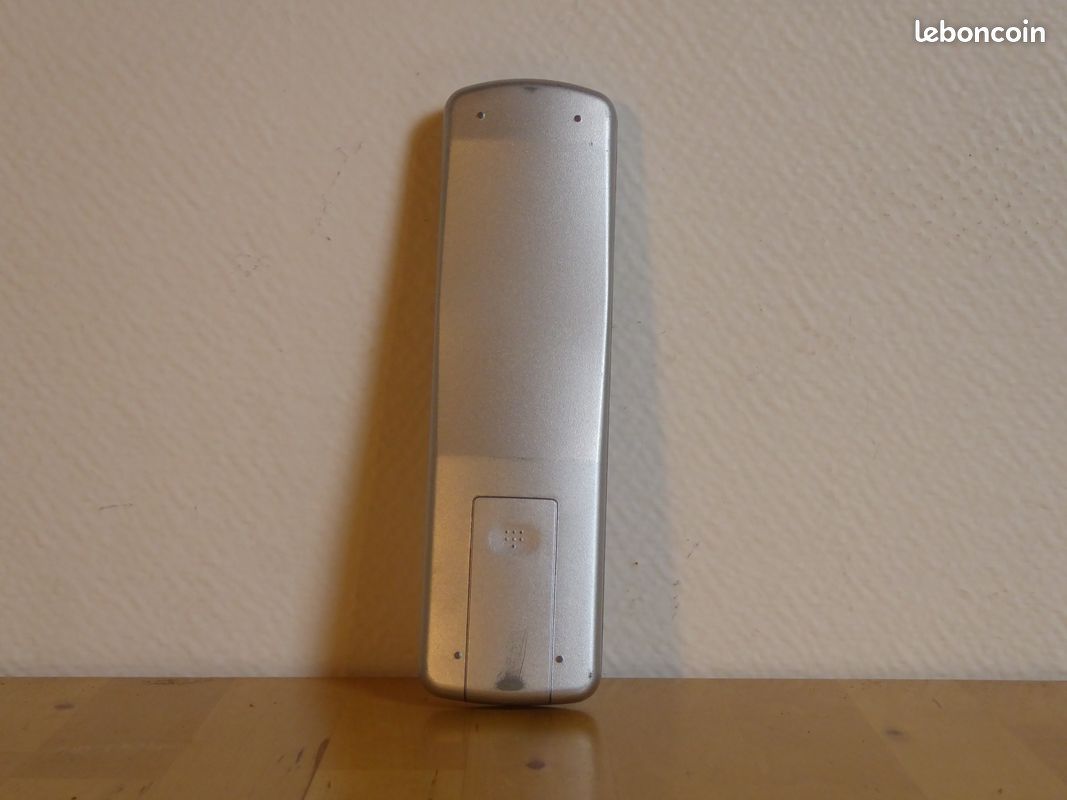 Telecommande bluesky dv 900 (image 2)
